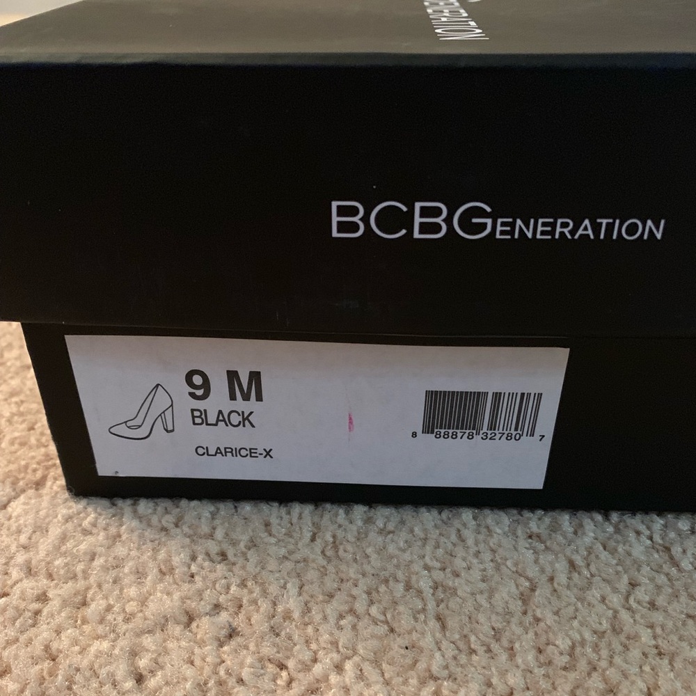 BCBG Heels - LIKE NEW - Picture 6 of 6